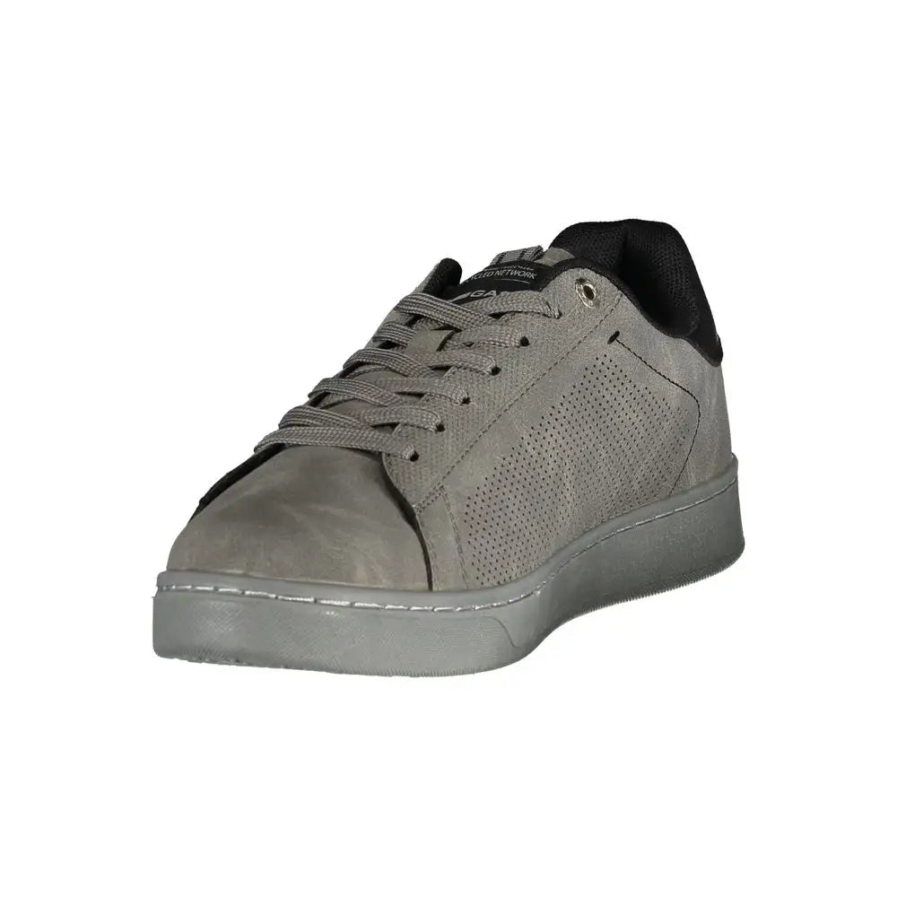 Gas Grigio Polyurethane herresneakers i grå suede med sorte accenter og perforeret detaljer