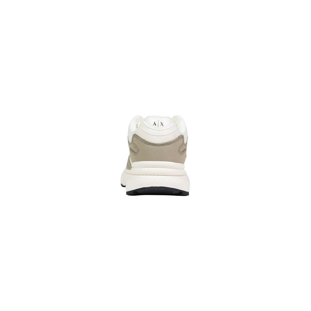 Armani Exchange sneakers med grågrøn hældetalje, set bagfra