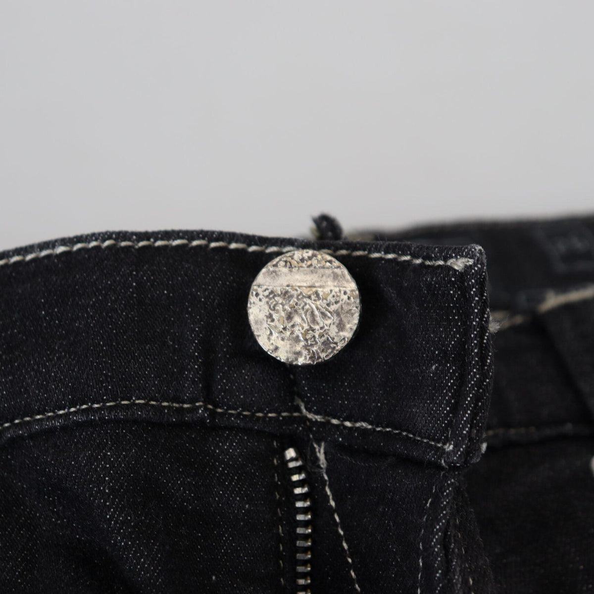 Acht Black Washed Mid Waist Tapered Women Casual Denim Jeans