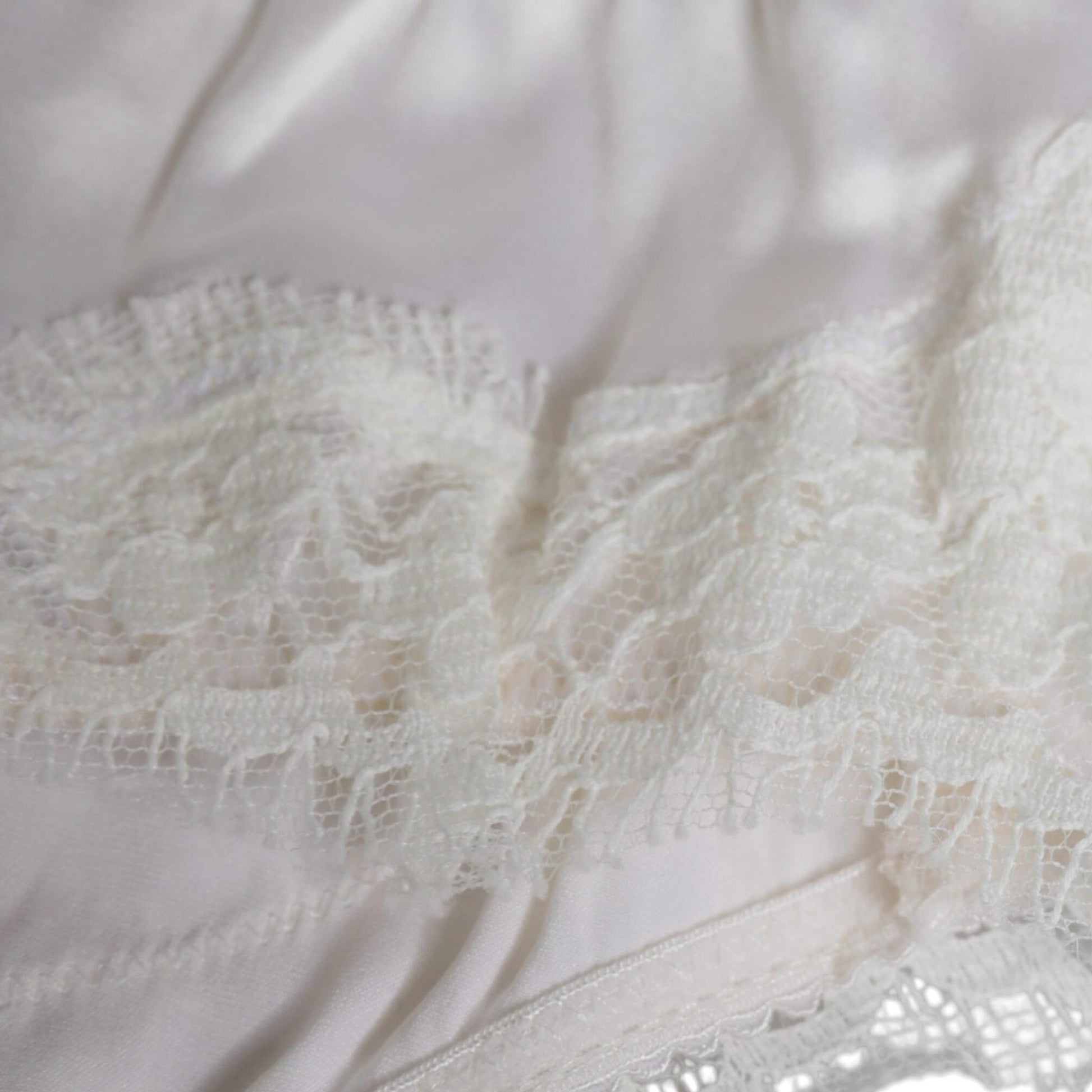 Dolce & Gabbana White Silk Stretch Panty Balconette Bra Underwear