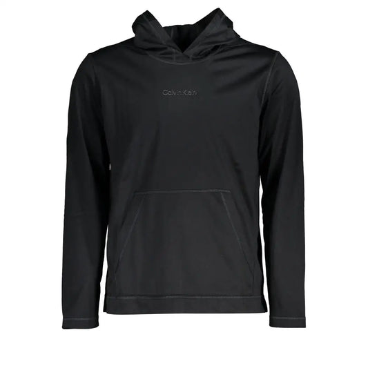 Sleek black Calvin Klein hoodie med logo og lomme
