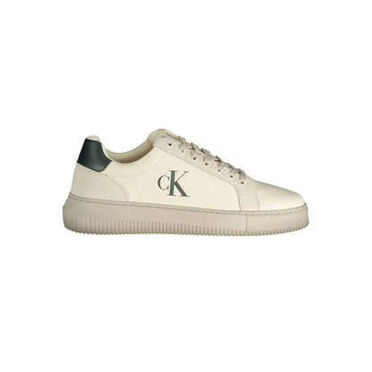 Calvin Klein hvide sneakers i cremfarvet læder med sort hæl og ck logo