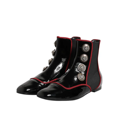 Dolce & Gabbana Gabbana Black Jackie buttoned chelsea boots i sort patentlæder med rød piping og sølvkraniedetaljer