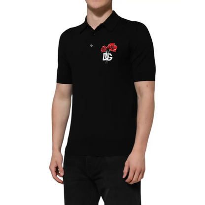 Dolce & Gabbana sort polo med røde valmuer og hvid dc-logo. Outlet mærkevarer