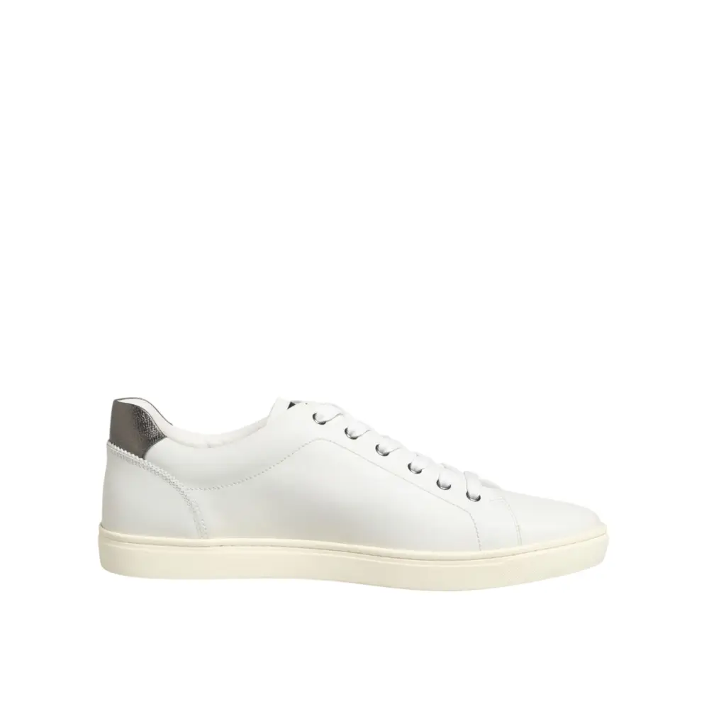 Hvid læder sneaker fra Dolce & Gabbana med hjerte og metallic hæl