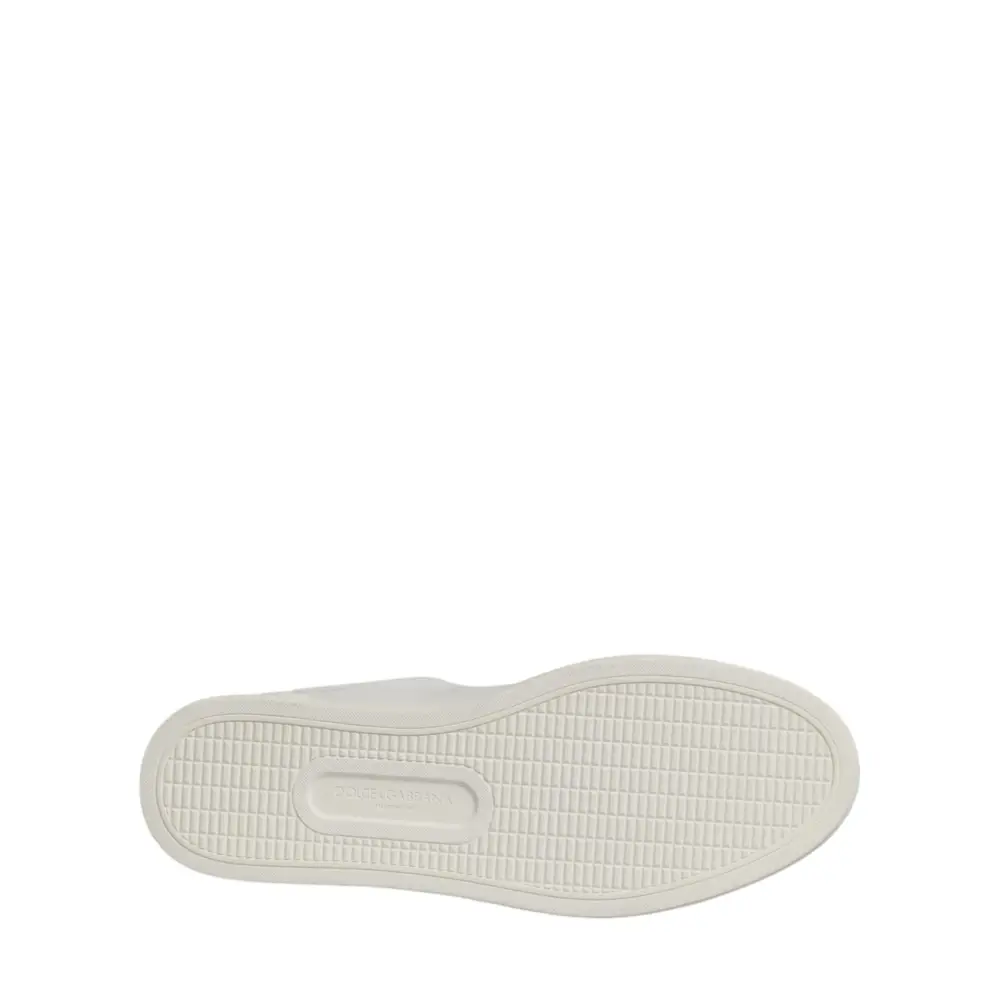 Dolce & Gabbana hvide lædersko med helligt hjerte patch og gummisål i outlet mærkevarer