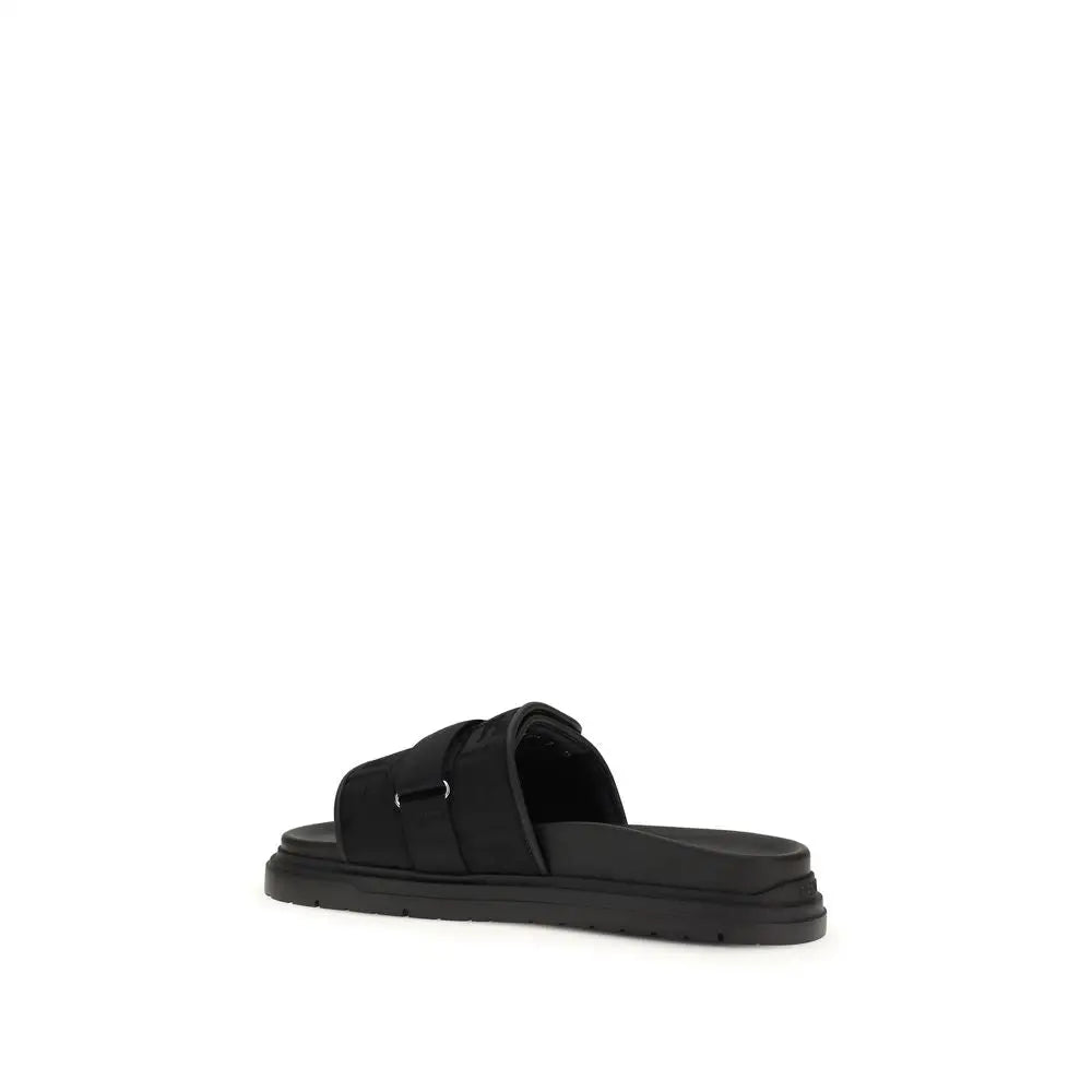 Fendi black polyamide slip-on slide sandals med tyk platform sål og justerbar strop