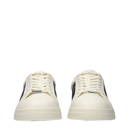 Jimmy Choo beige læder low top sneakers i cremfarvet med sorte sider og sølvøjer