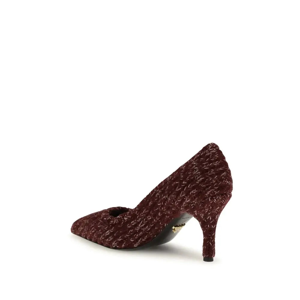 Prada bordeaux calf leather Bos Taurus platform pumps i maroon velvet med spids tå og slank hæl