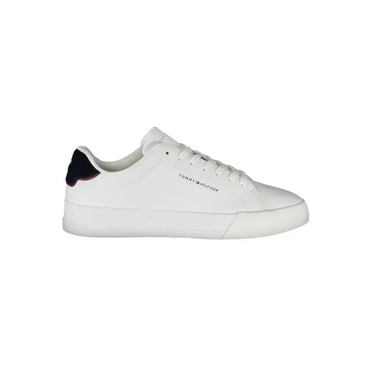 Tommy Hilfiger white polyethylene herresneakers med sort hælhætte og subtil branding
