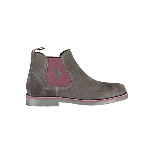Grå suede chelsea boot med pink panel og polo assn logo, brune læderstøvler